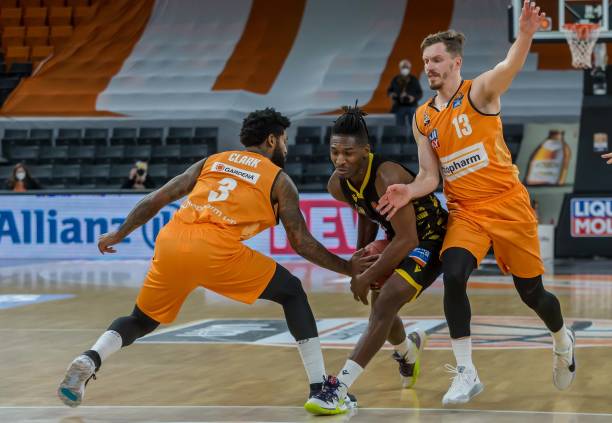 起了广泛关 起了广泛关