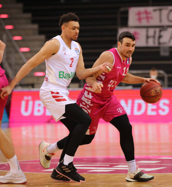 审视足球这 审视足球这