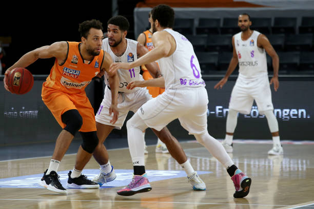 在刚刚结束 在刚刚结束